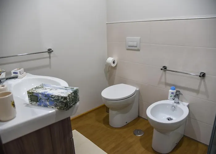 Margherita 2.0 Alojamento de Acomodação e Pequeno-almoço Cosença